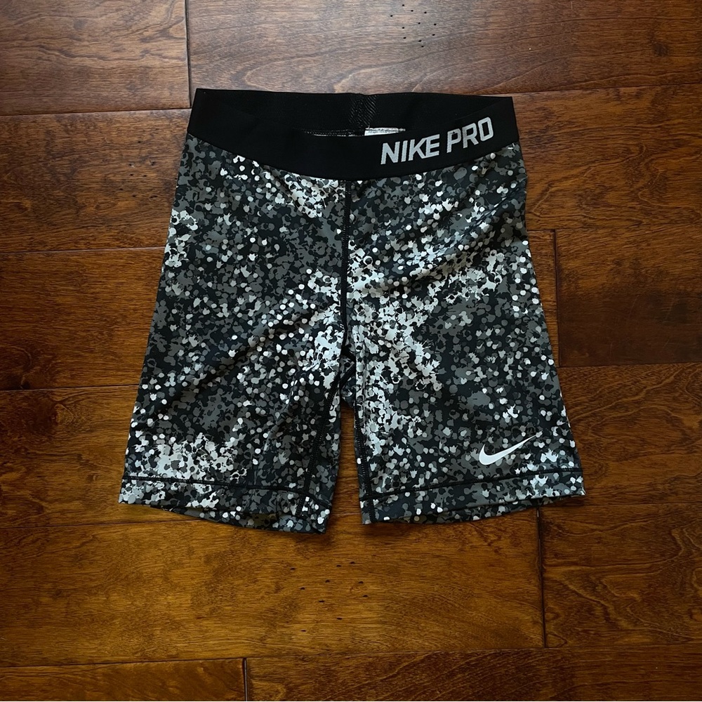 Nike pro biker shorts black/grey